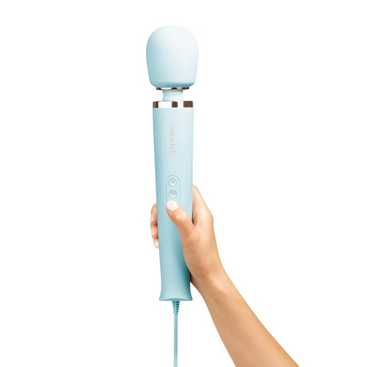Le Wand Plug-In Vibrating Massager • Sky Blue